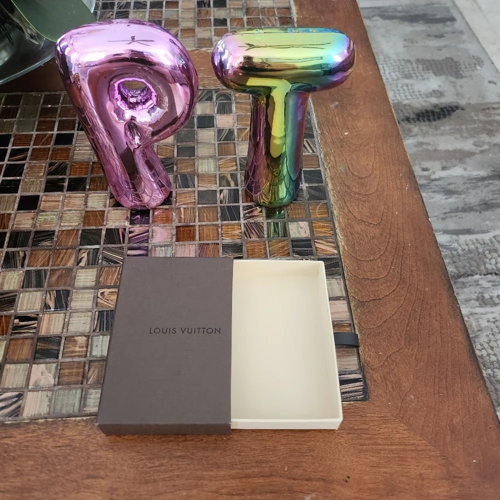 Louis Vuitton empty box